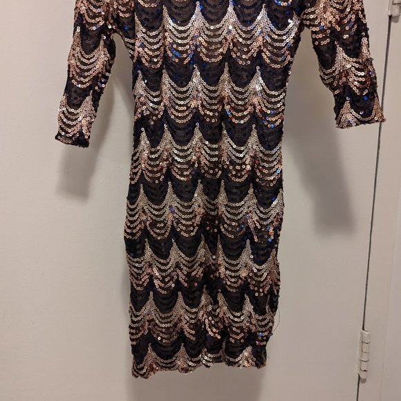 A'GACI Met Gold Mini Dress - Picture 9 of 16